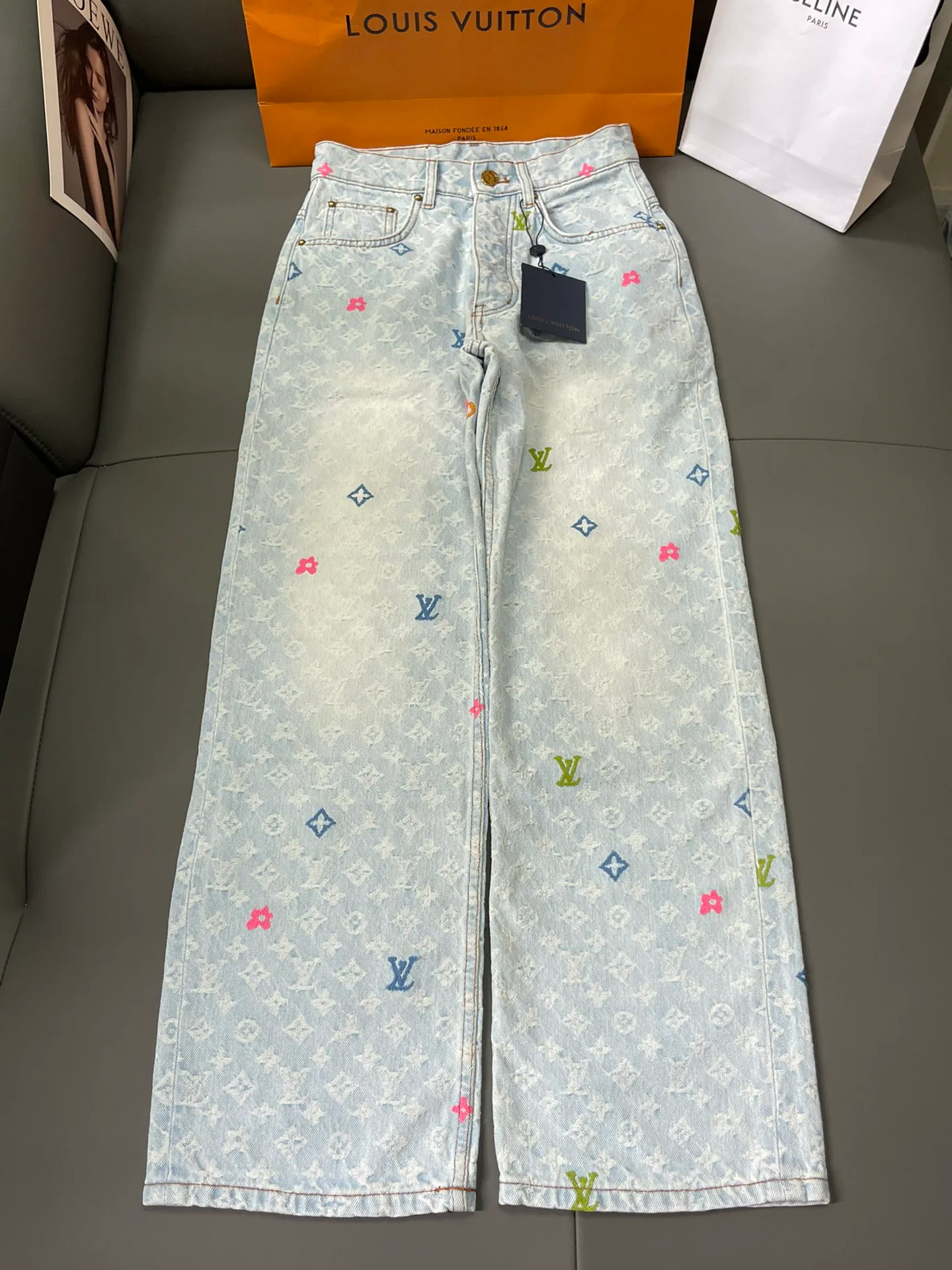 Джинсы Женские Louis Vuitton 17954534