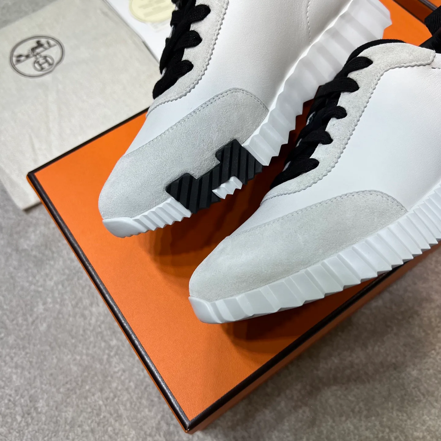 Кроссовки Женские Hermes 4024106