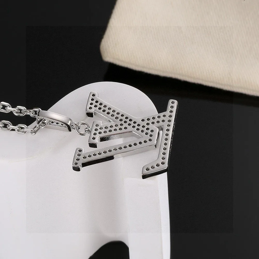 Бижутерия Louis Vuitton 109963