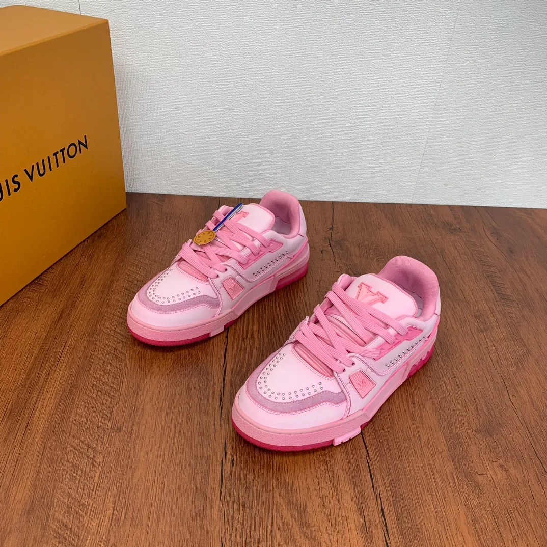Кроссовки Женские Louis Vuitton 9814288