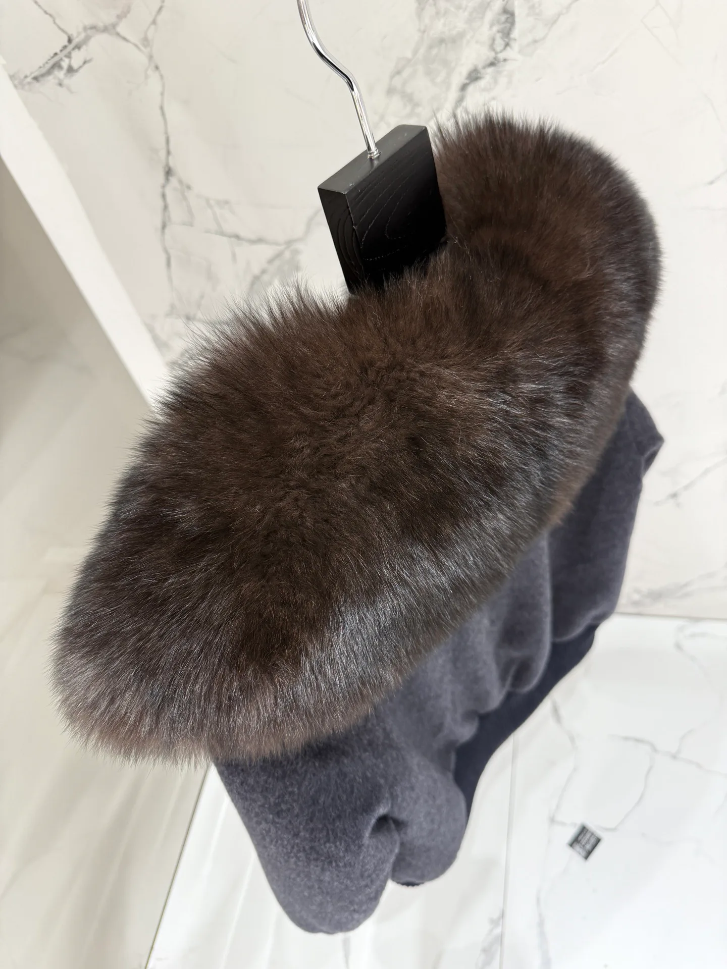 Куртки И Пуховики Женские Loro Piana 18699796