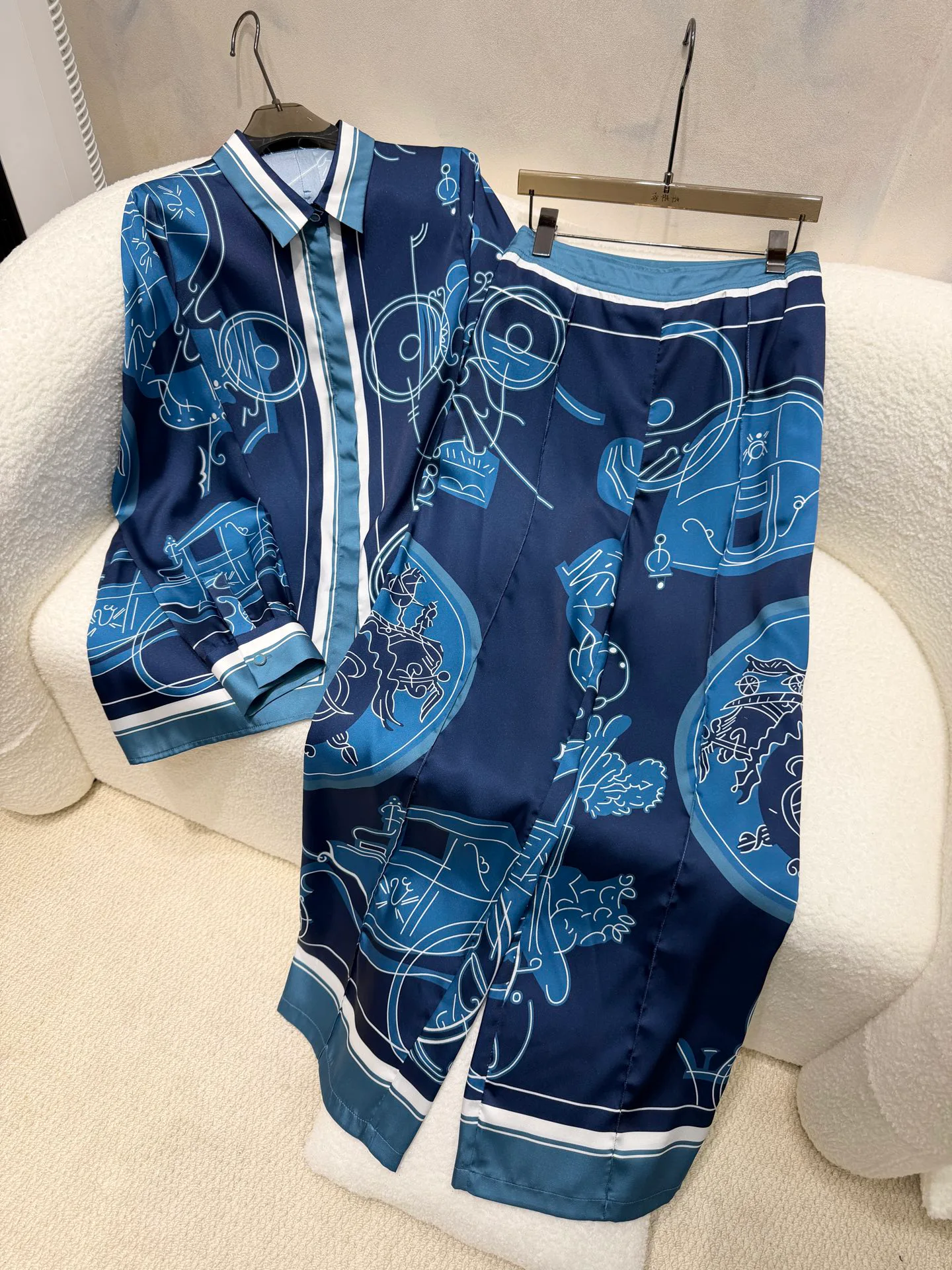 Костюмы Женские Hermes 11692112