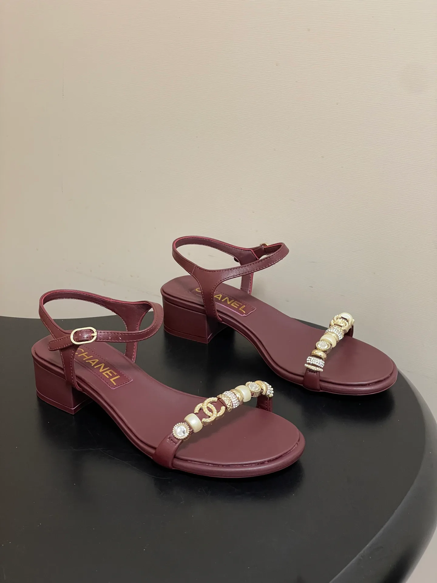 Босоножки Женские Chanel 11682240