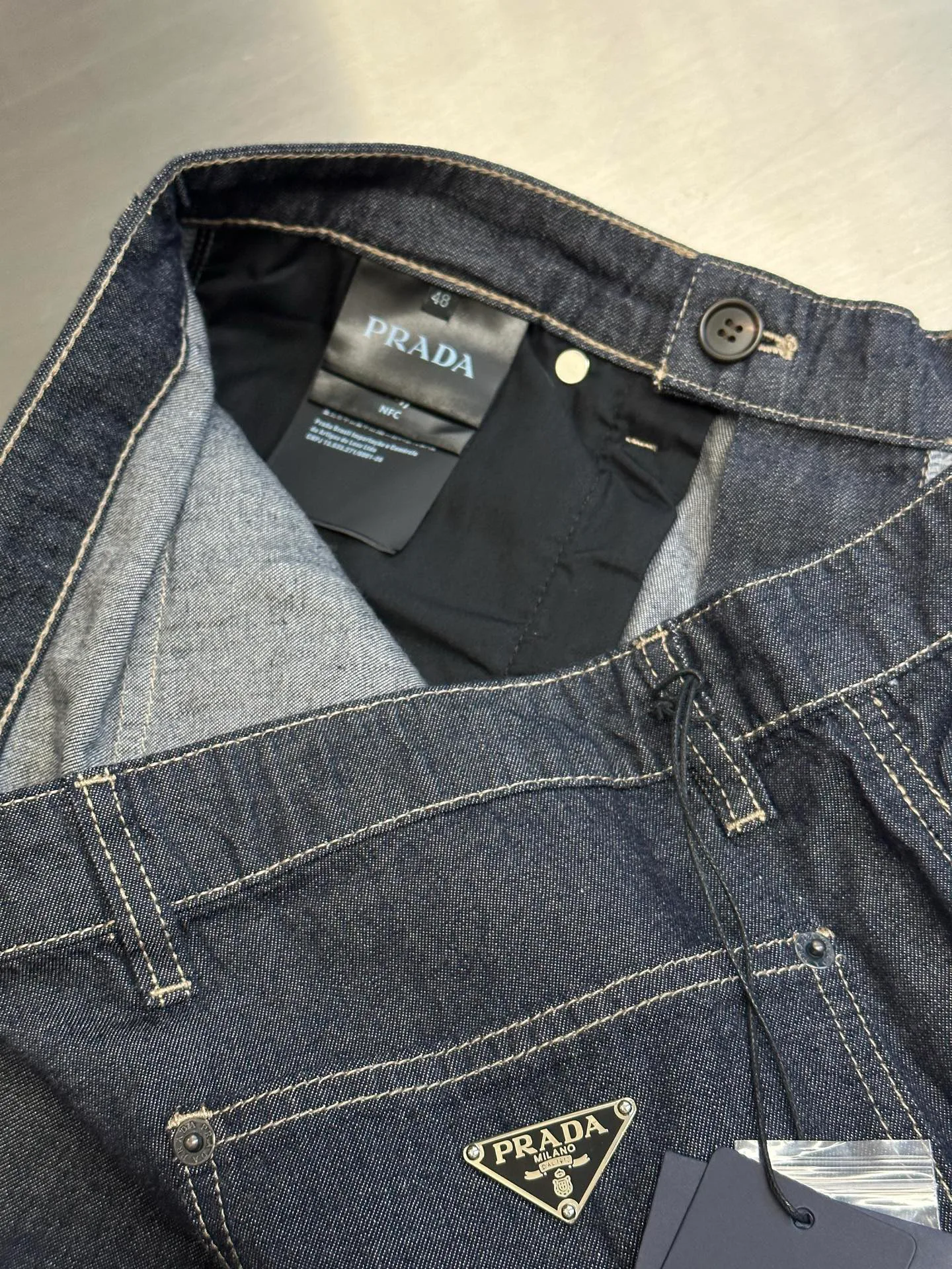 Джинсы Мужские Prada 18178857