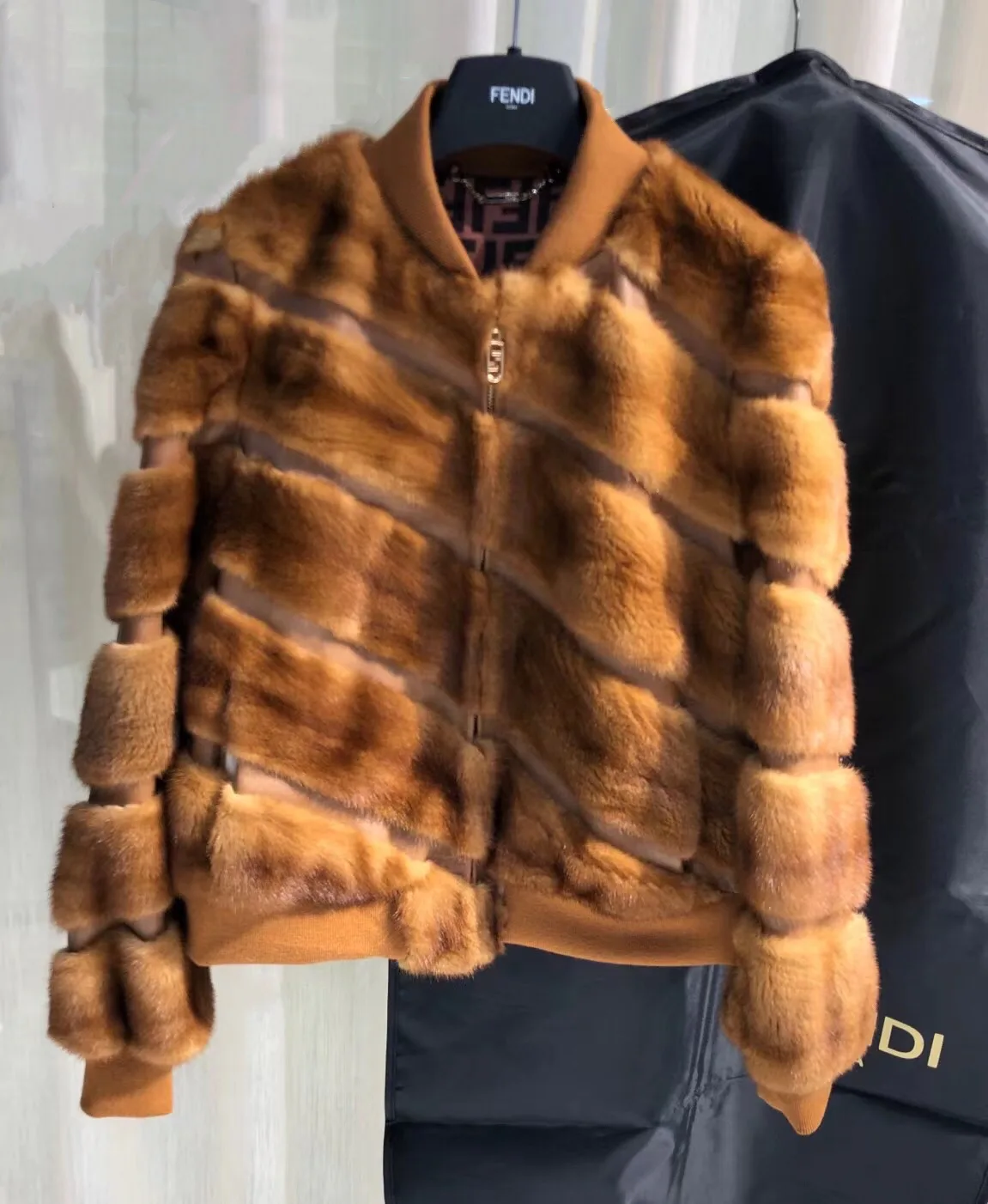 Шубы Женские Fendi 1065903