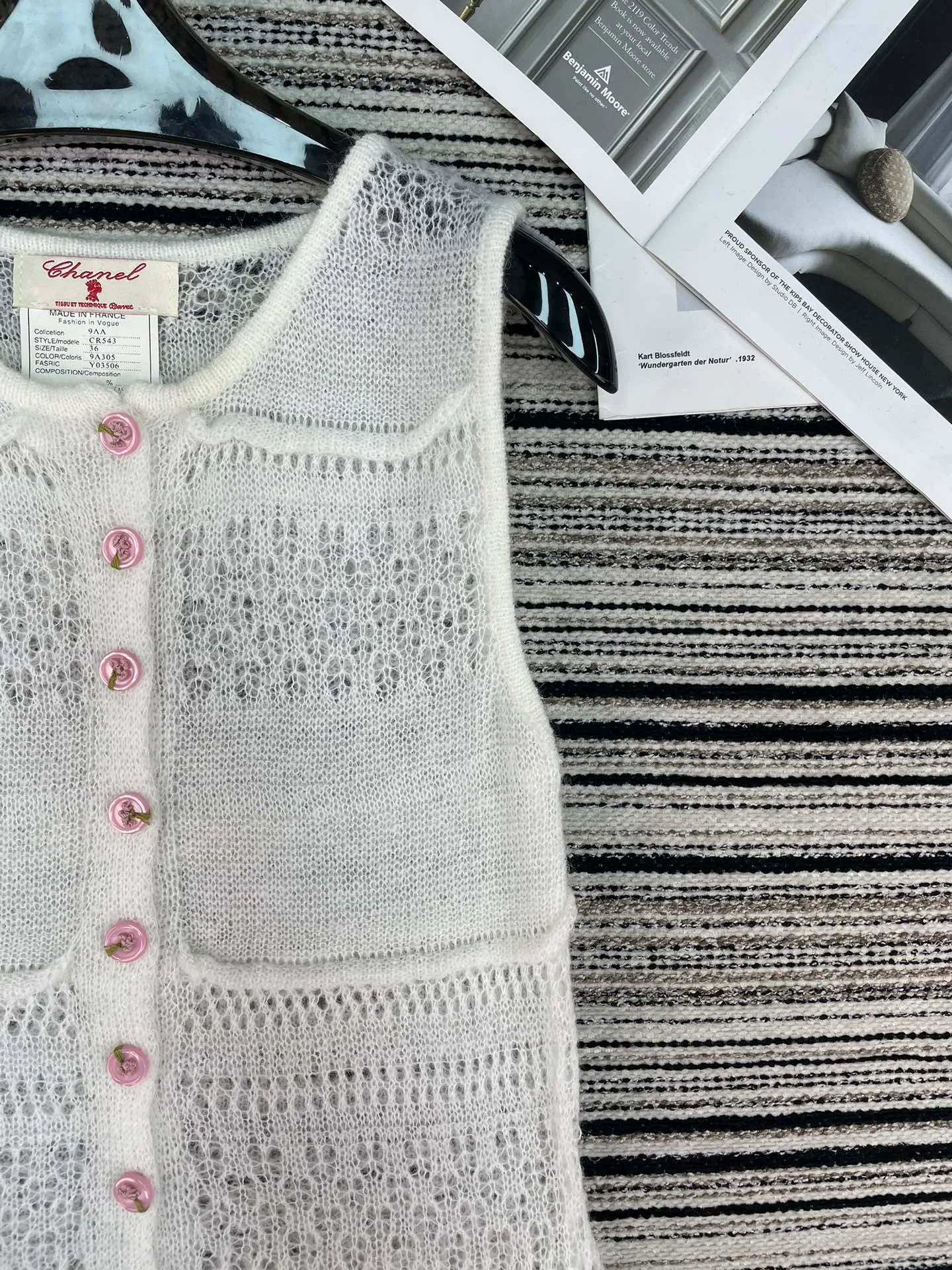 Жилеты Женские Chanel 11244919