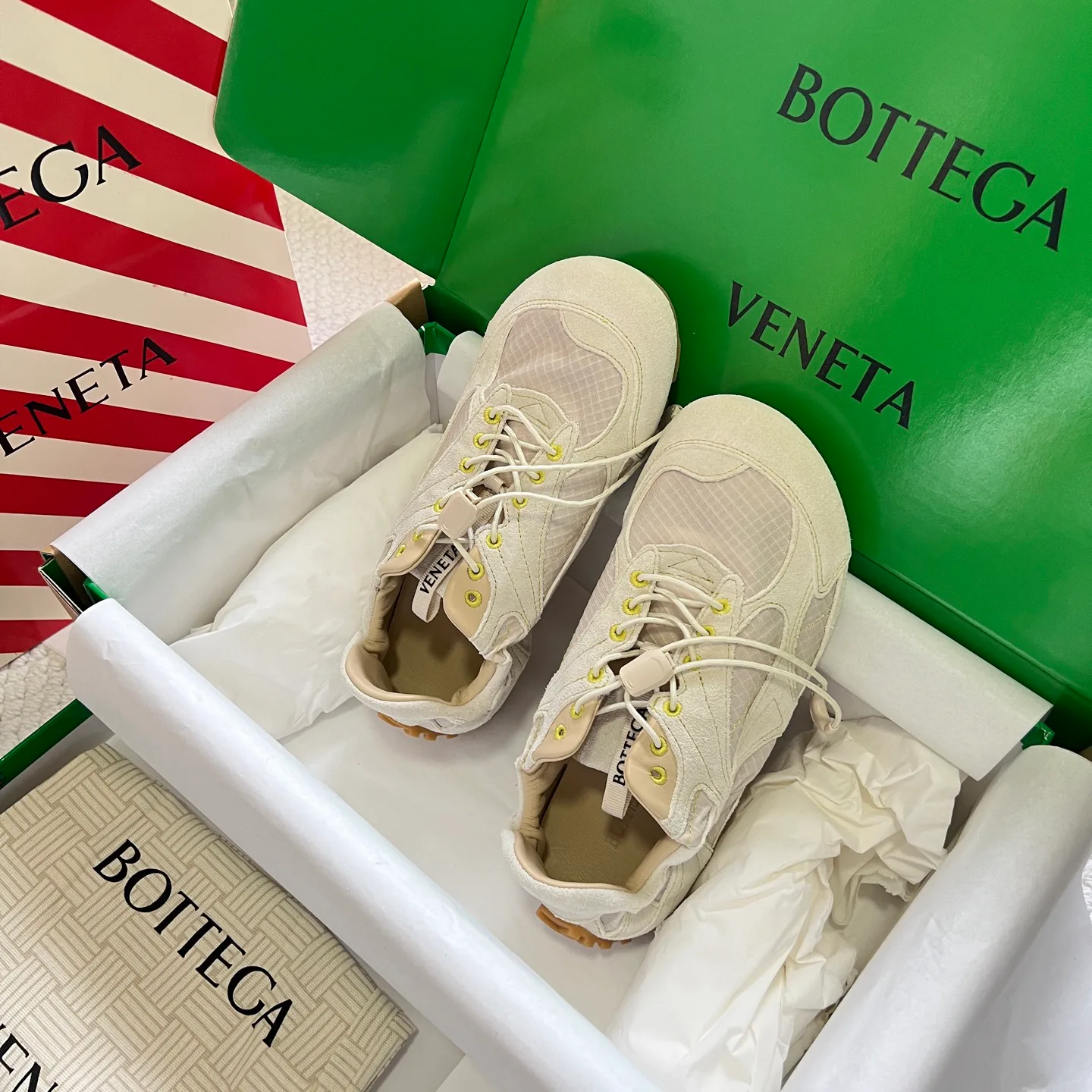 Кроссовки Женские Bottega Veneta 11565980