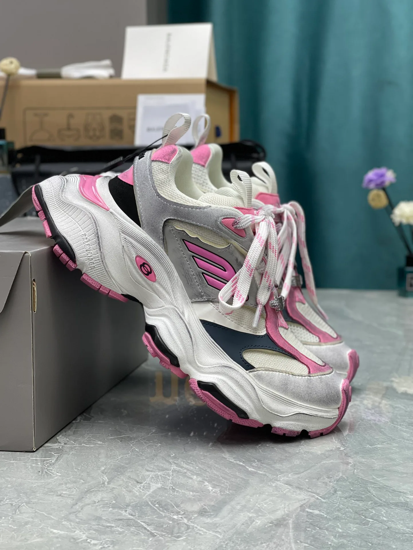 Кроссовки Женские Balenciaga 12799548