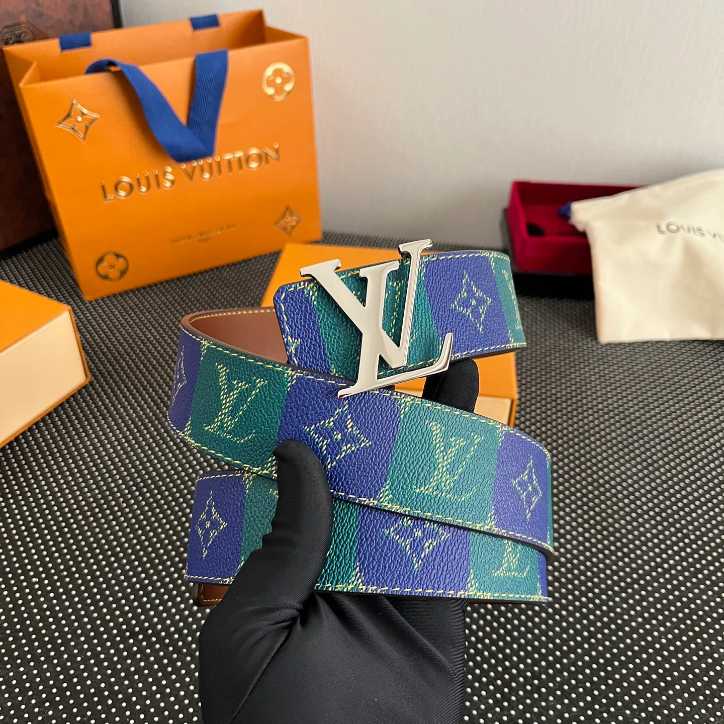 Ремни Louis Vuitton 124148