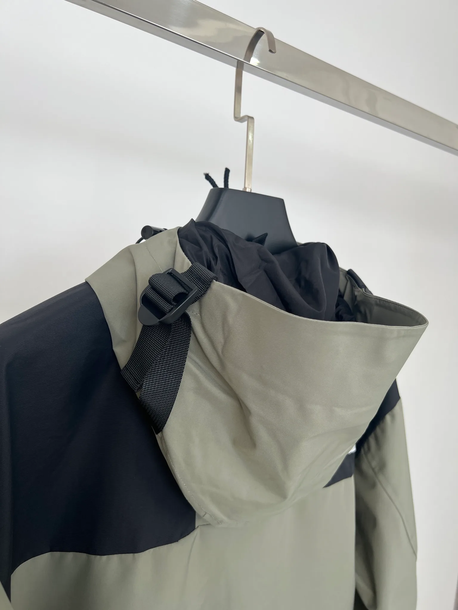 Куртки И Пуховики Женские The North Face 18416107