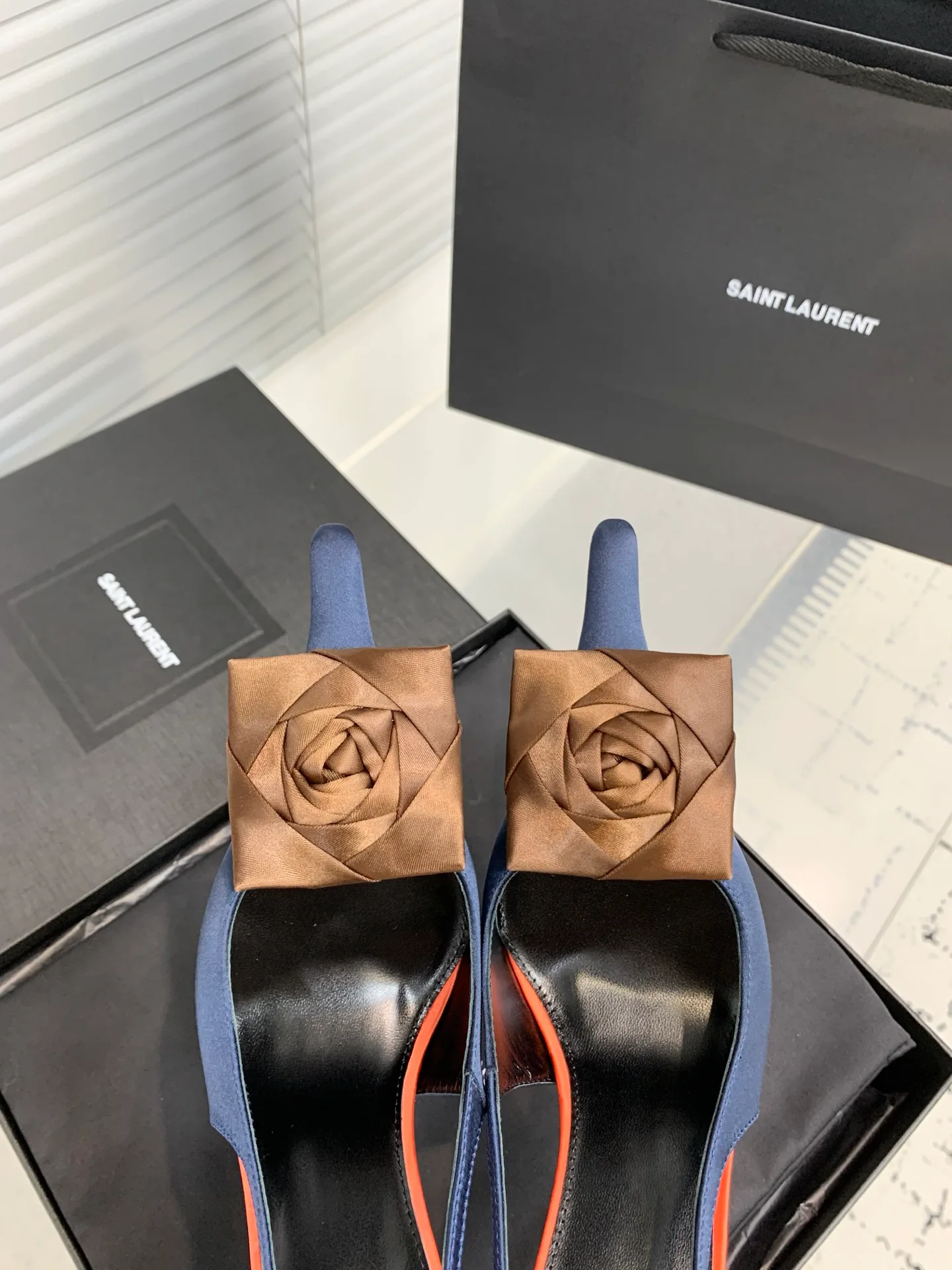 Туфли Женские Saint Laurent 355742