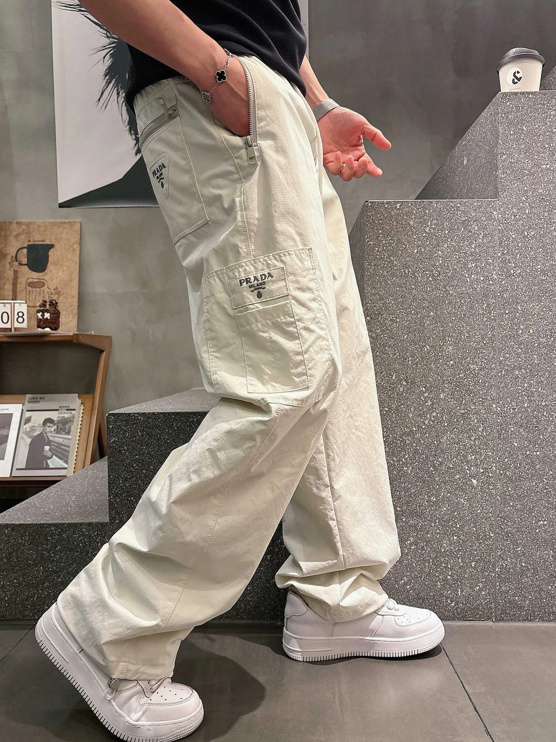 Брюки Мужские Prada 13147751