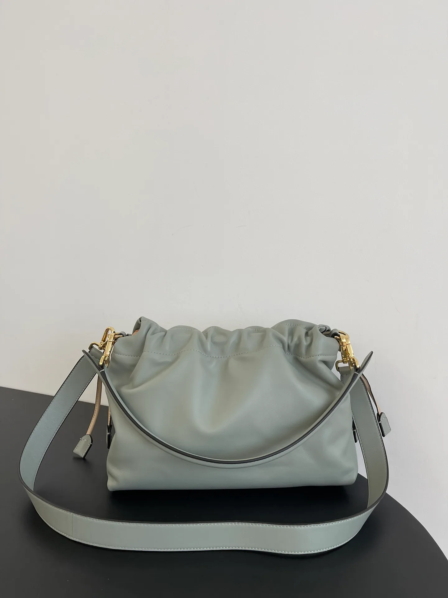 Классические Сумки Женские Fendi 13546228
