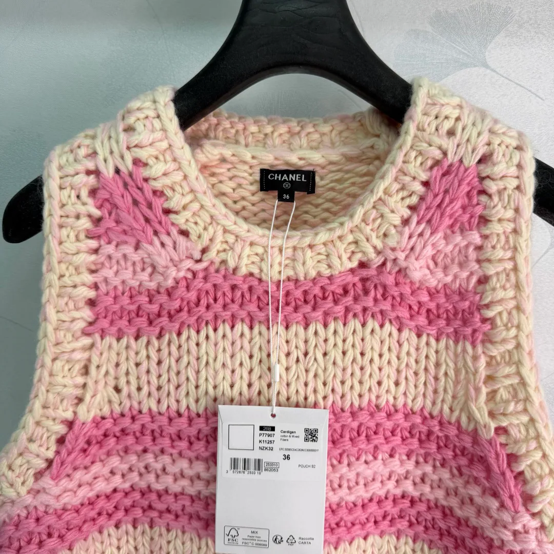 Жилеты Женские Chanel 18363005