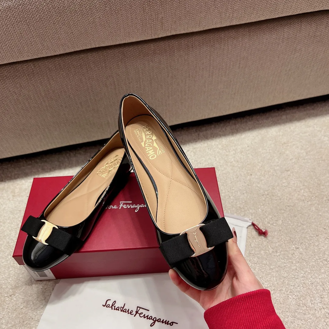 Туфли Женские Salvatore Ferragamo 11902008