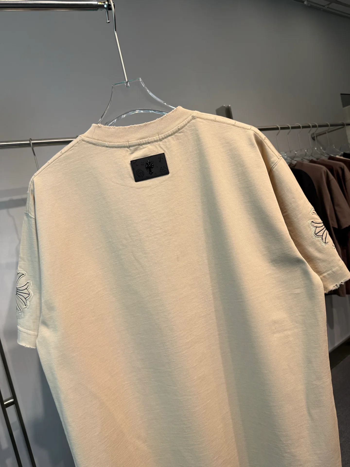Футболки Женские Chrome Hearts 11528654