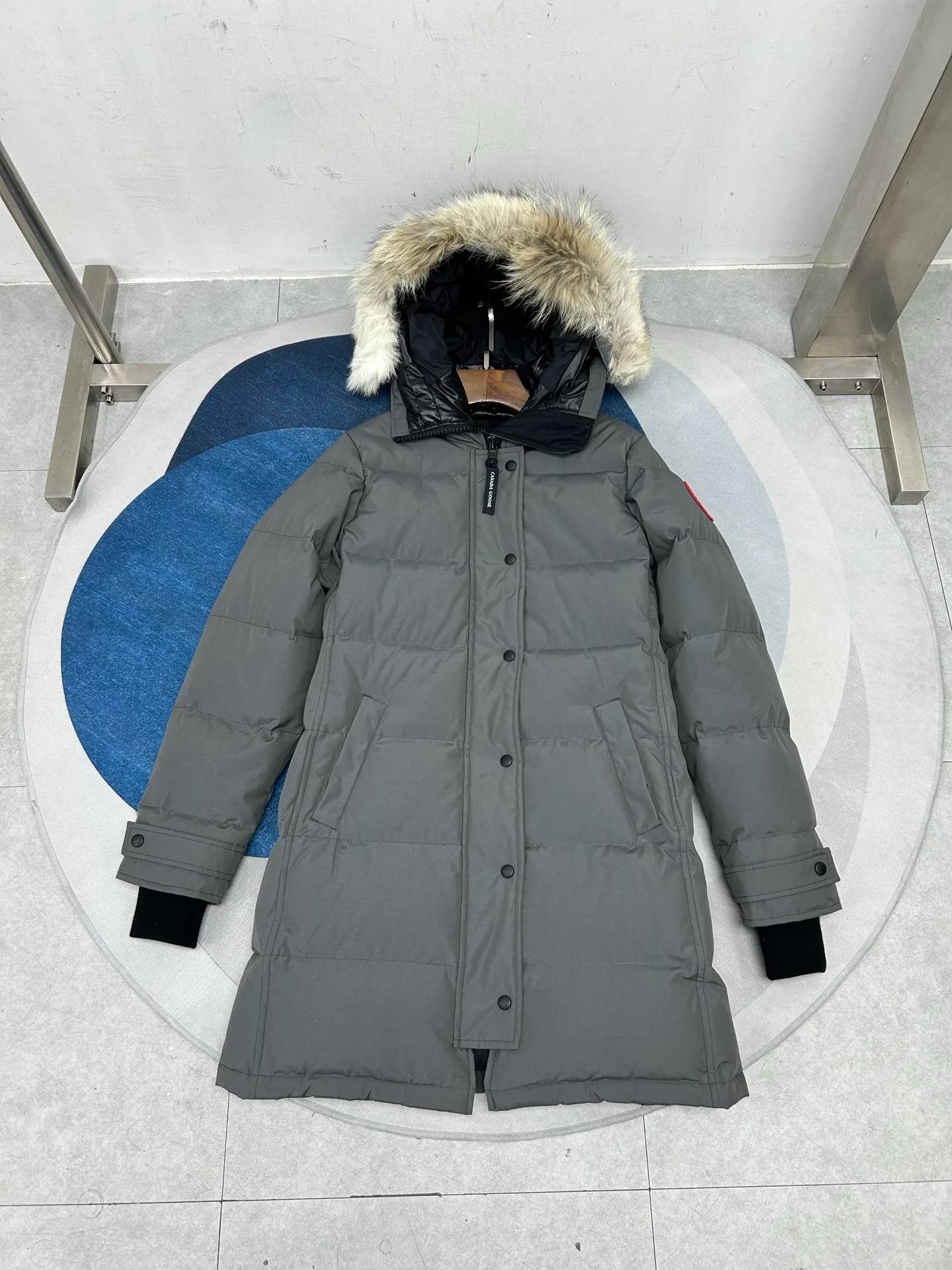 Куртки И Пуховики Женские Canada Goose 18188605