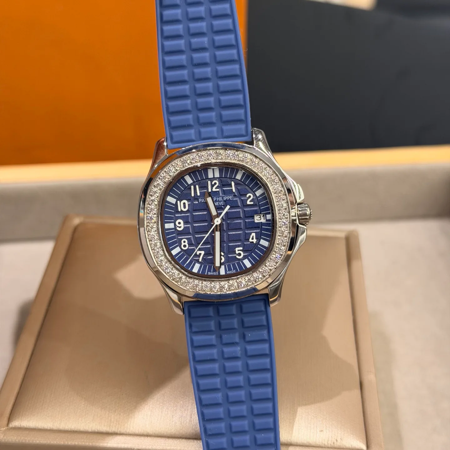 Часы Женские Patek Philippe 17800707