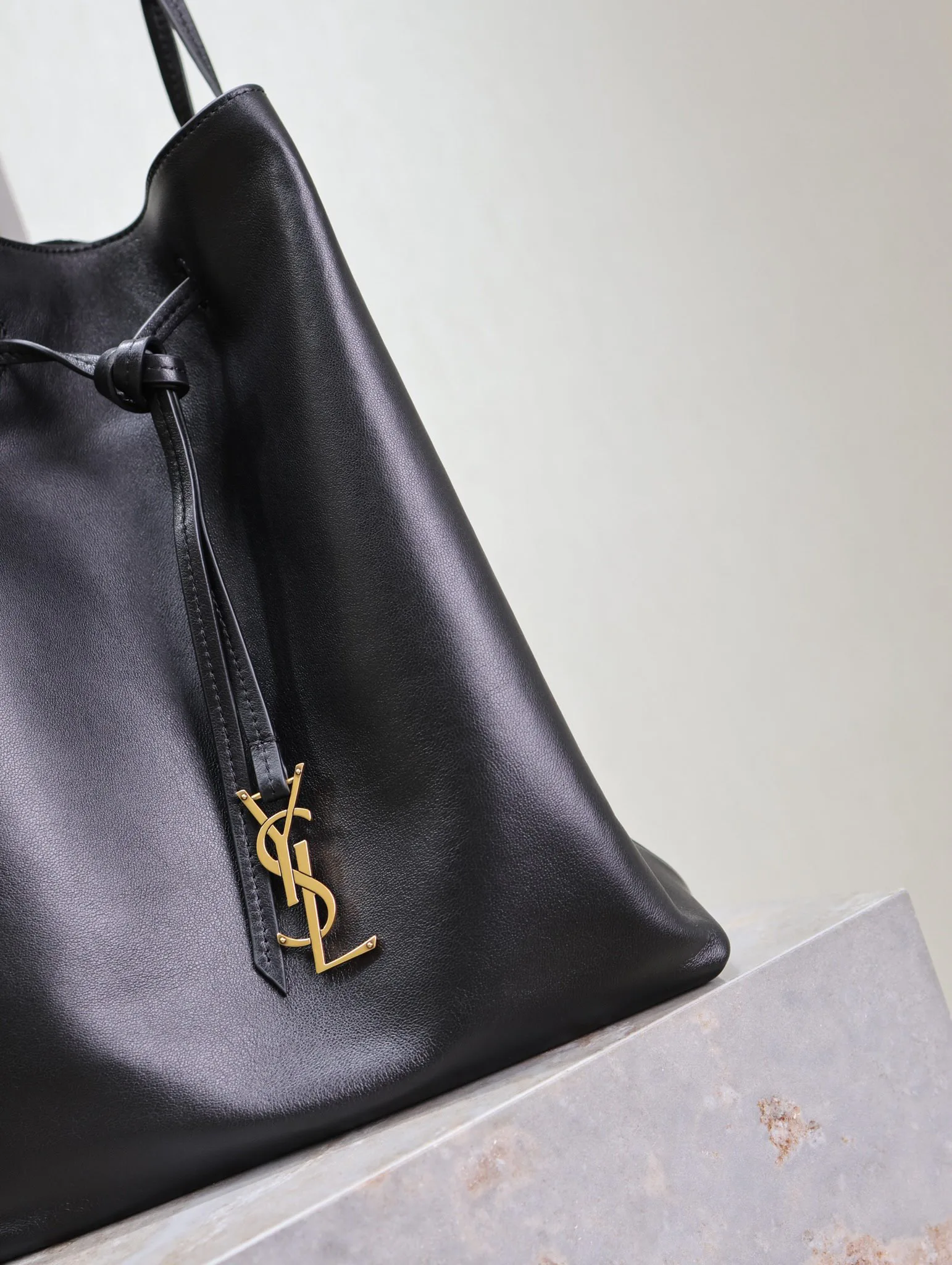 Классические Сумки Женские Saint Laurent 1401675