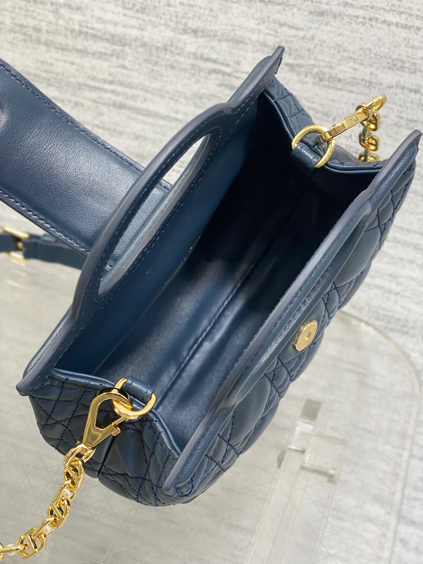 Сумки На Ремне Женские Christian Dior 10026594