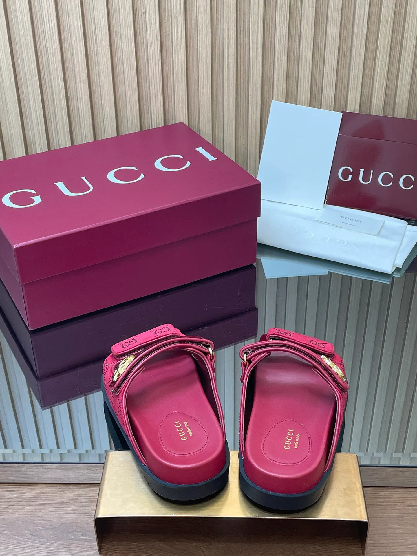 Шлепанцы Женские Gucci 3443572