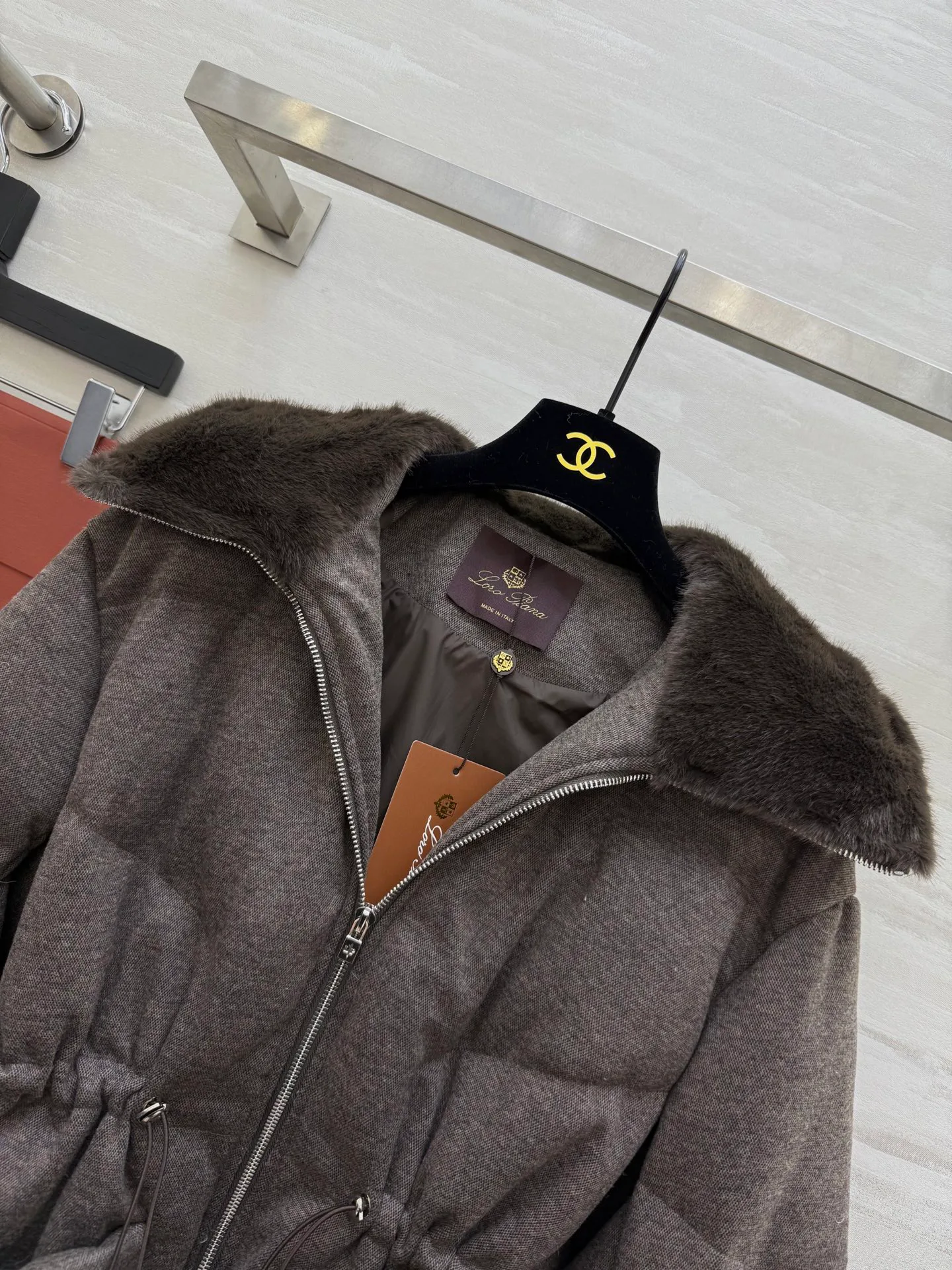 Куртки И Пуховики Женские Loro Piana 600315