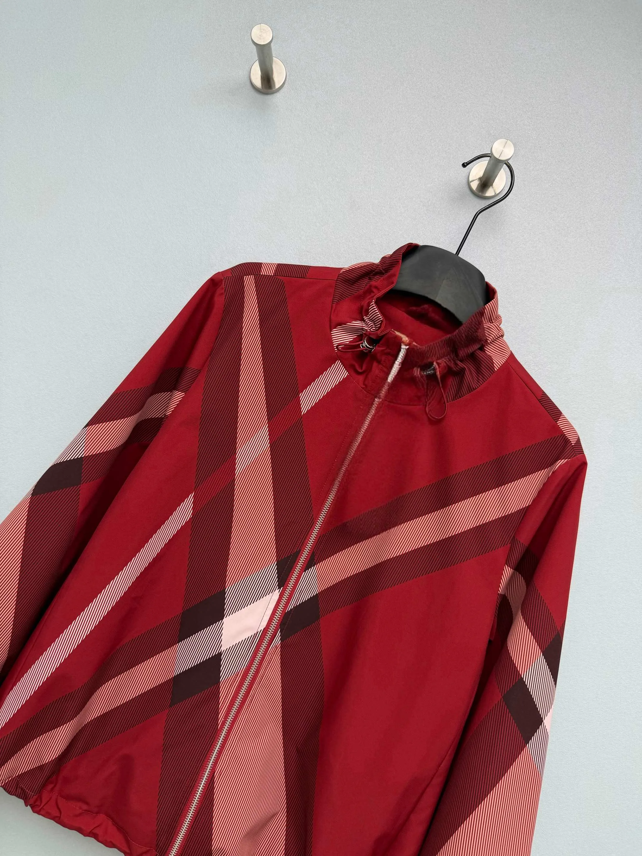 Куртки И Пуховики Женские Burberry 18512947