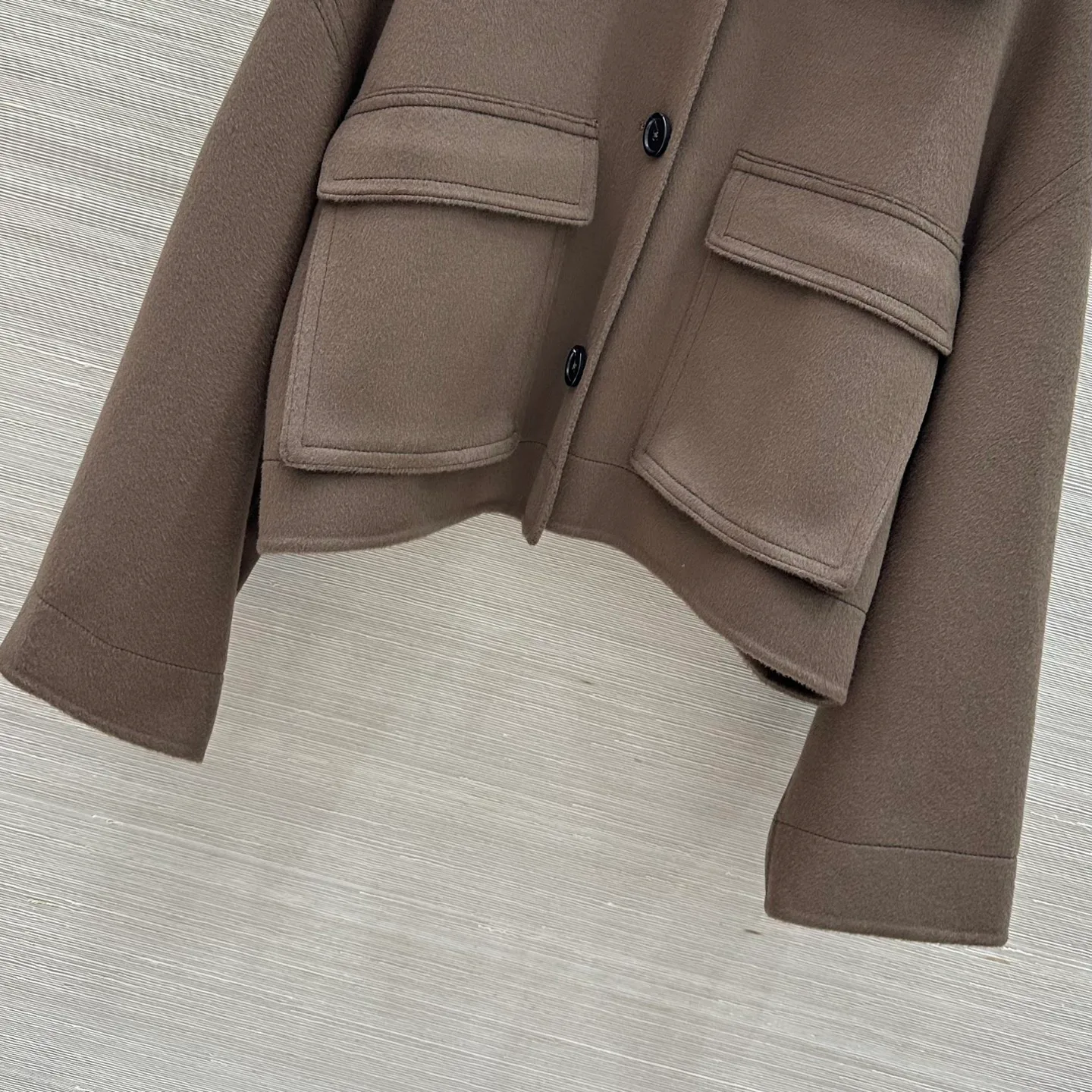 Куртки И Пуховики Женские Bottega Veneta 18657426