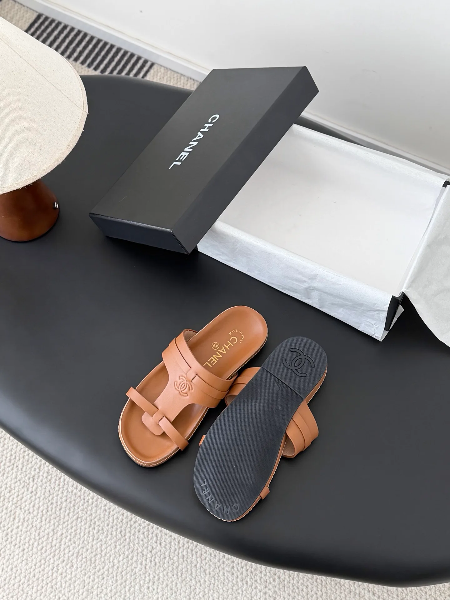 Шлепанцы Женские Chanel 11487815