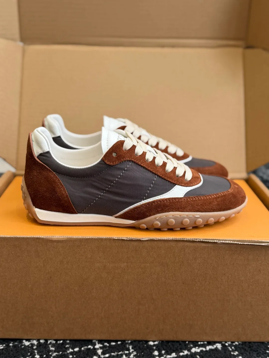 Кроссовки Женские Tod's 18409558