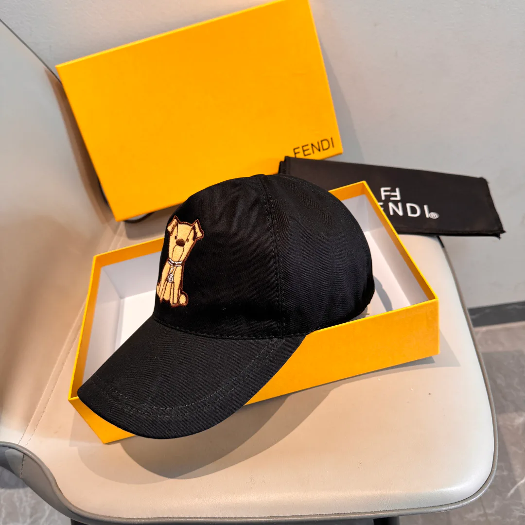 Головные Уборы Fendi 13606104