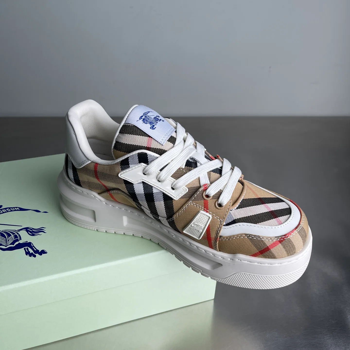 Кроссовки Мужские Burberry 11460327