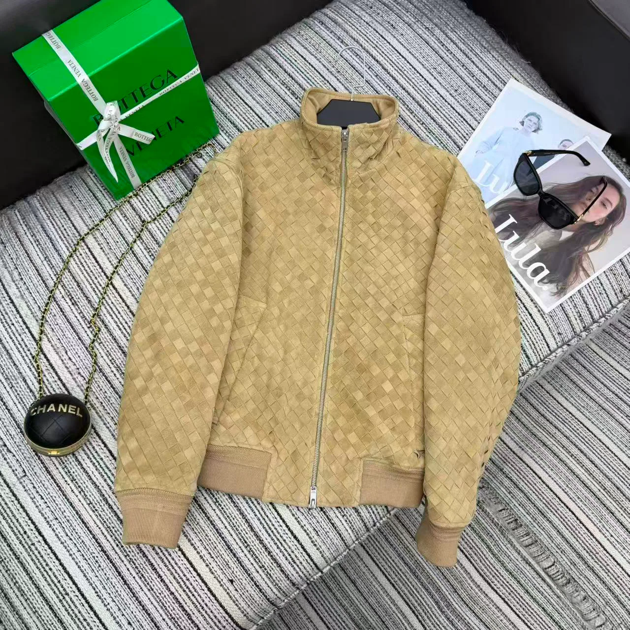 Кожаные Куртки И Дублёнки Мужские Bottega Veneta 10675625