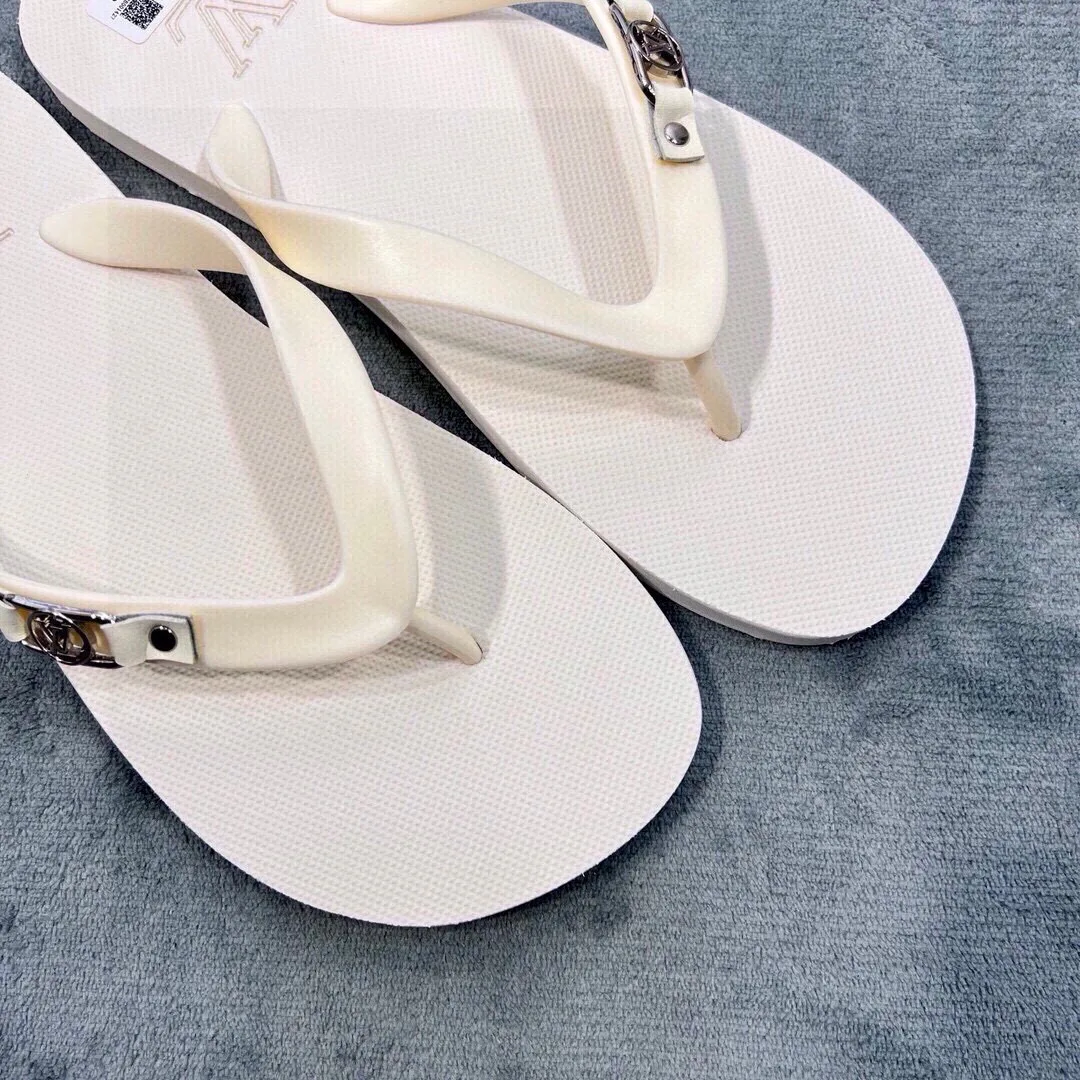 Шлепанцы Мужские Louis Vuitton 10646304