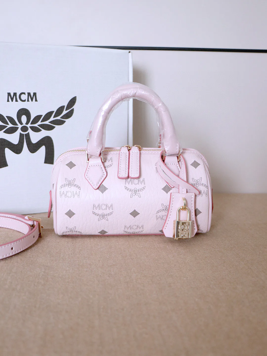 Классические Сумки Женские Mcm 13208836