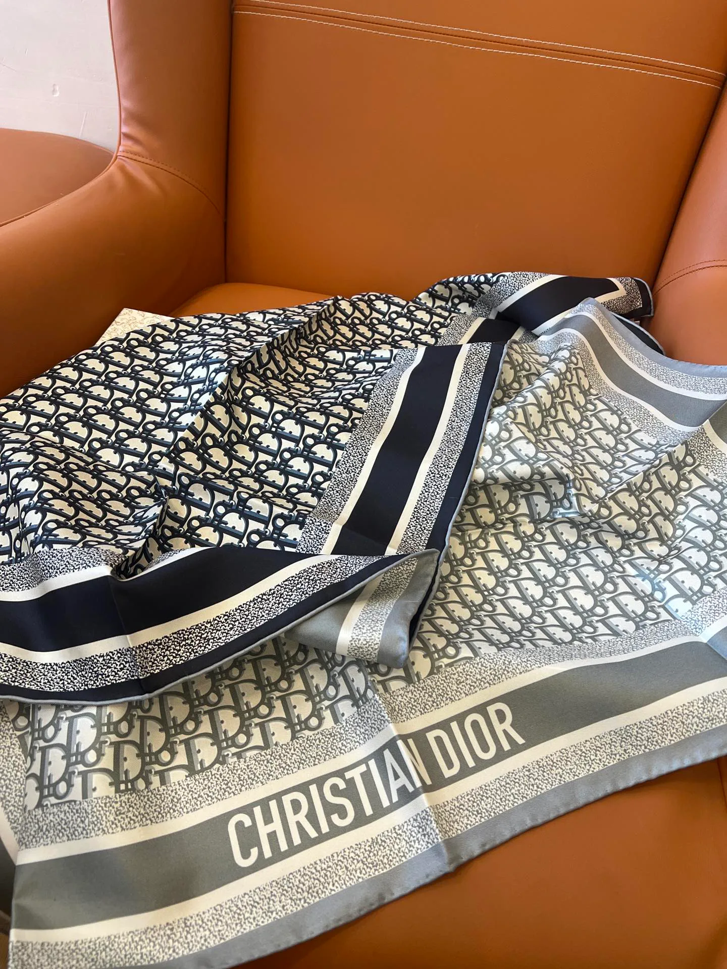Платки Christian Dior 4841404