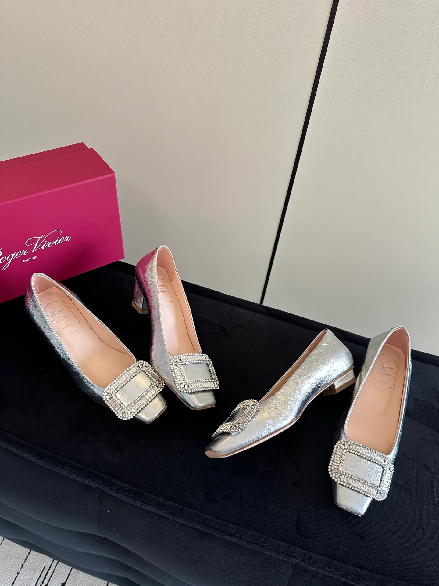 Туфли Женские Roger Vivier 17624503