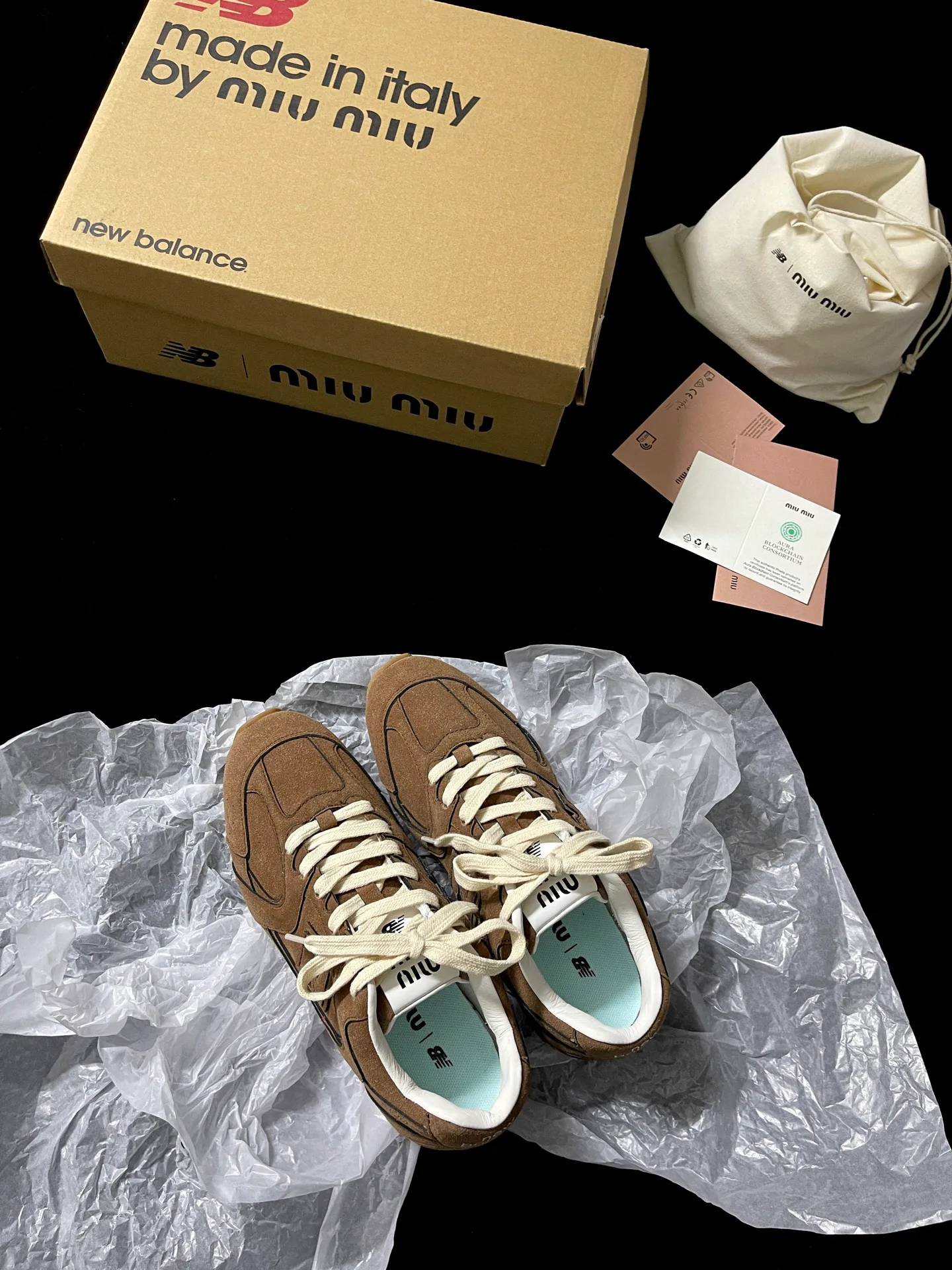 Кроссовки Женские Miu Miu 13411