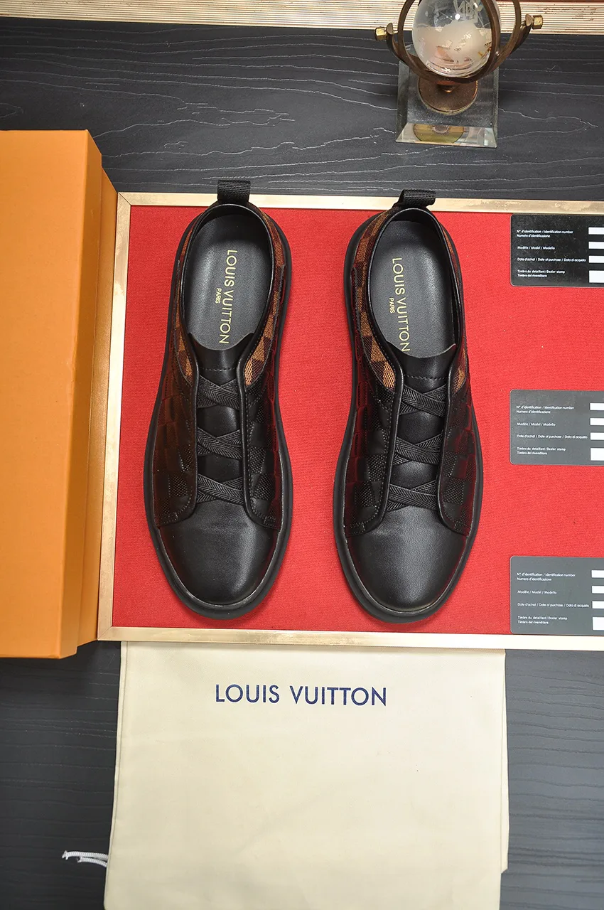 Кроссовки Мужские Louis Vuitton 1062400
