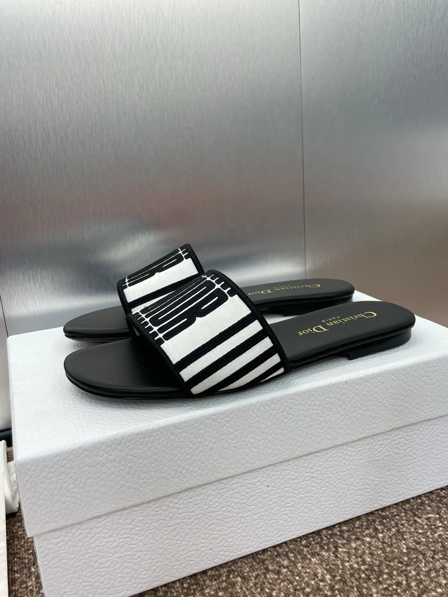 Шлепанцы Женские Christian Dior 20675