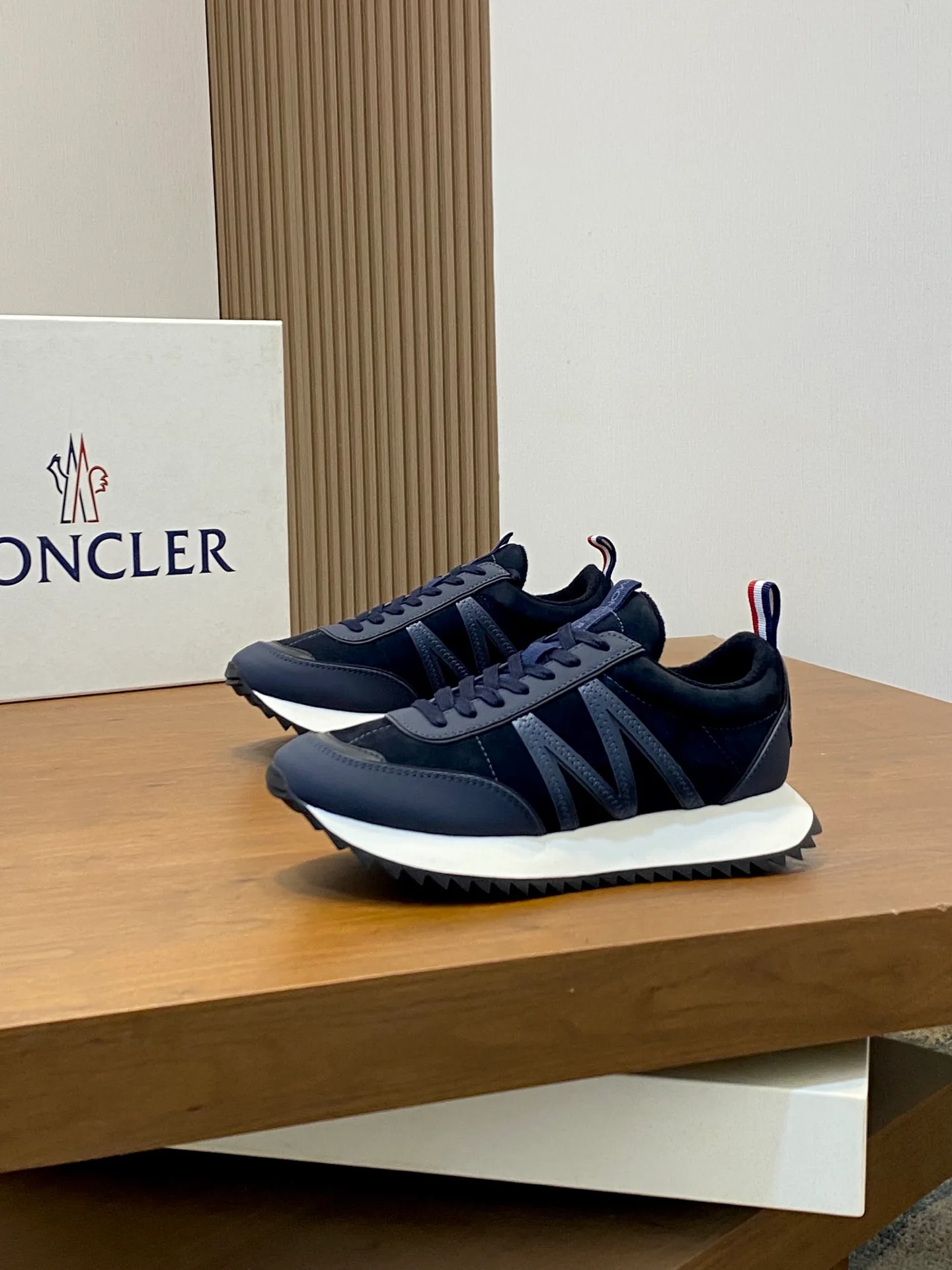 Кроссовки Мужские Moncler 10199659