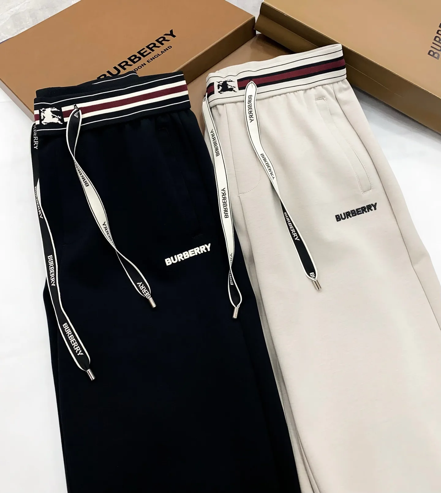 Брюки Мужские Burberry 13441680