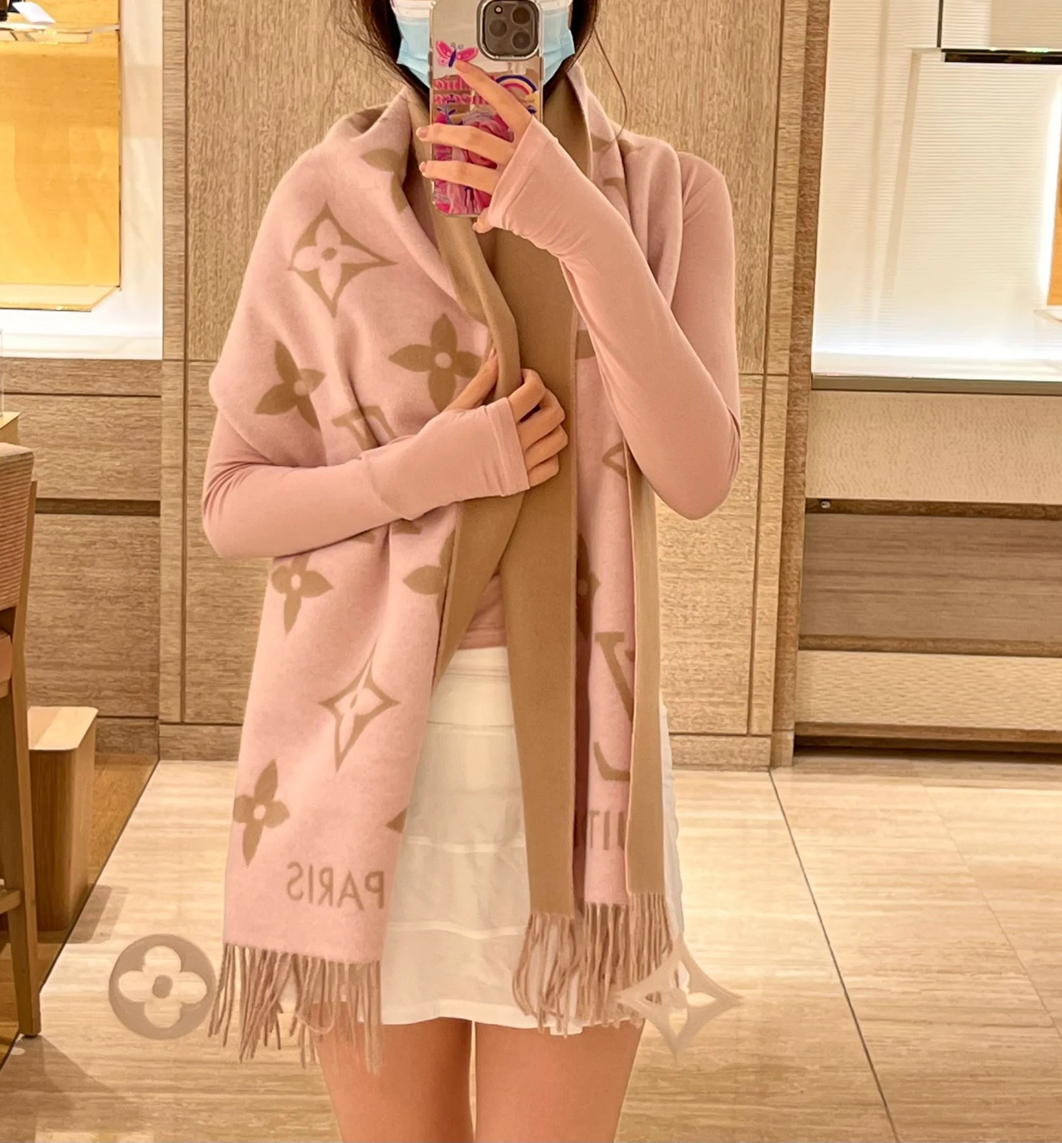 Шарфы Louis Vuitton 4488