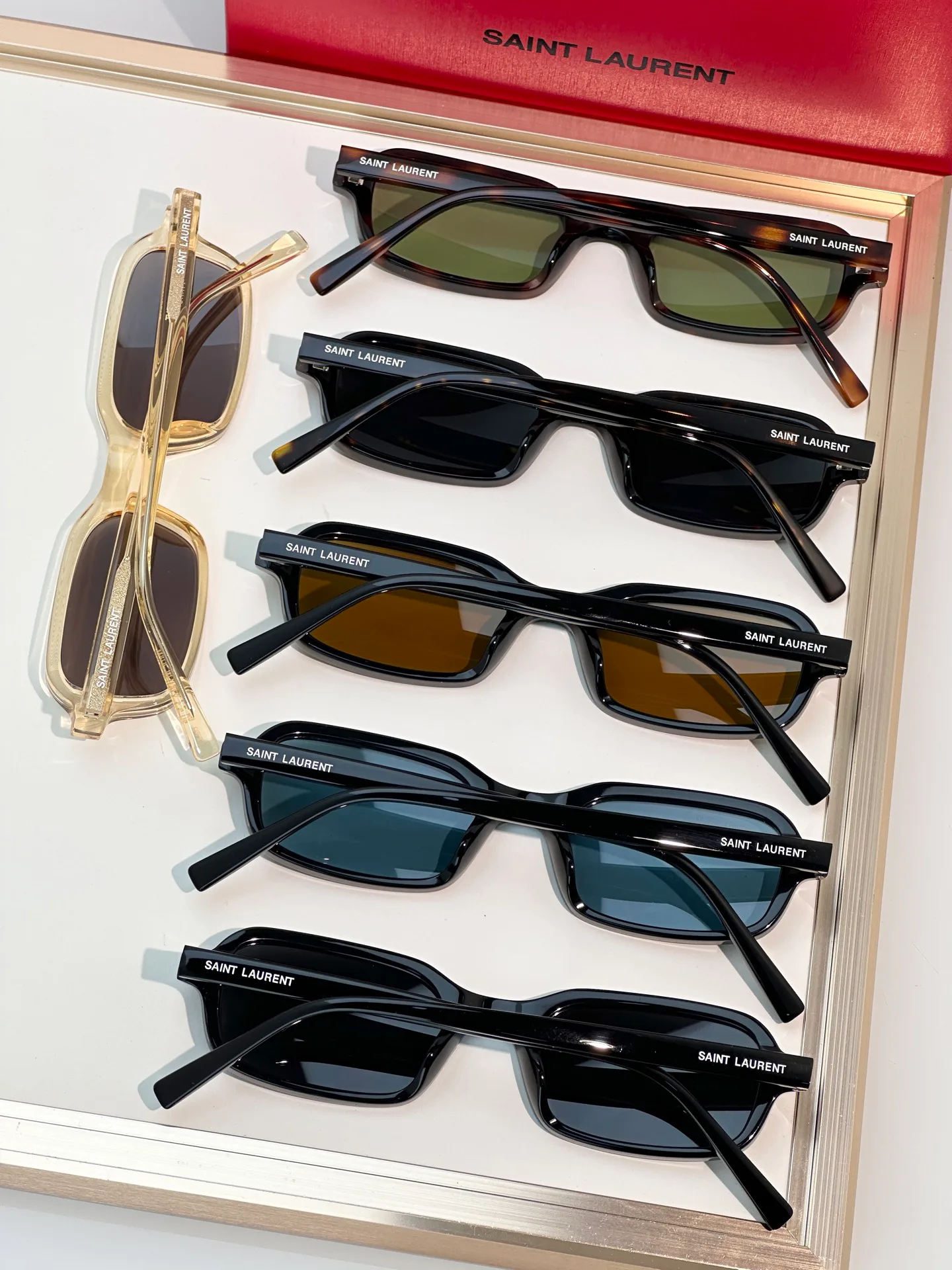 Очки Saint Laurent 18246179