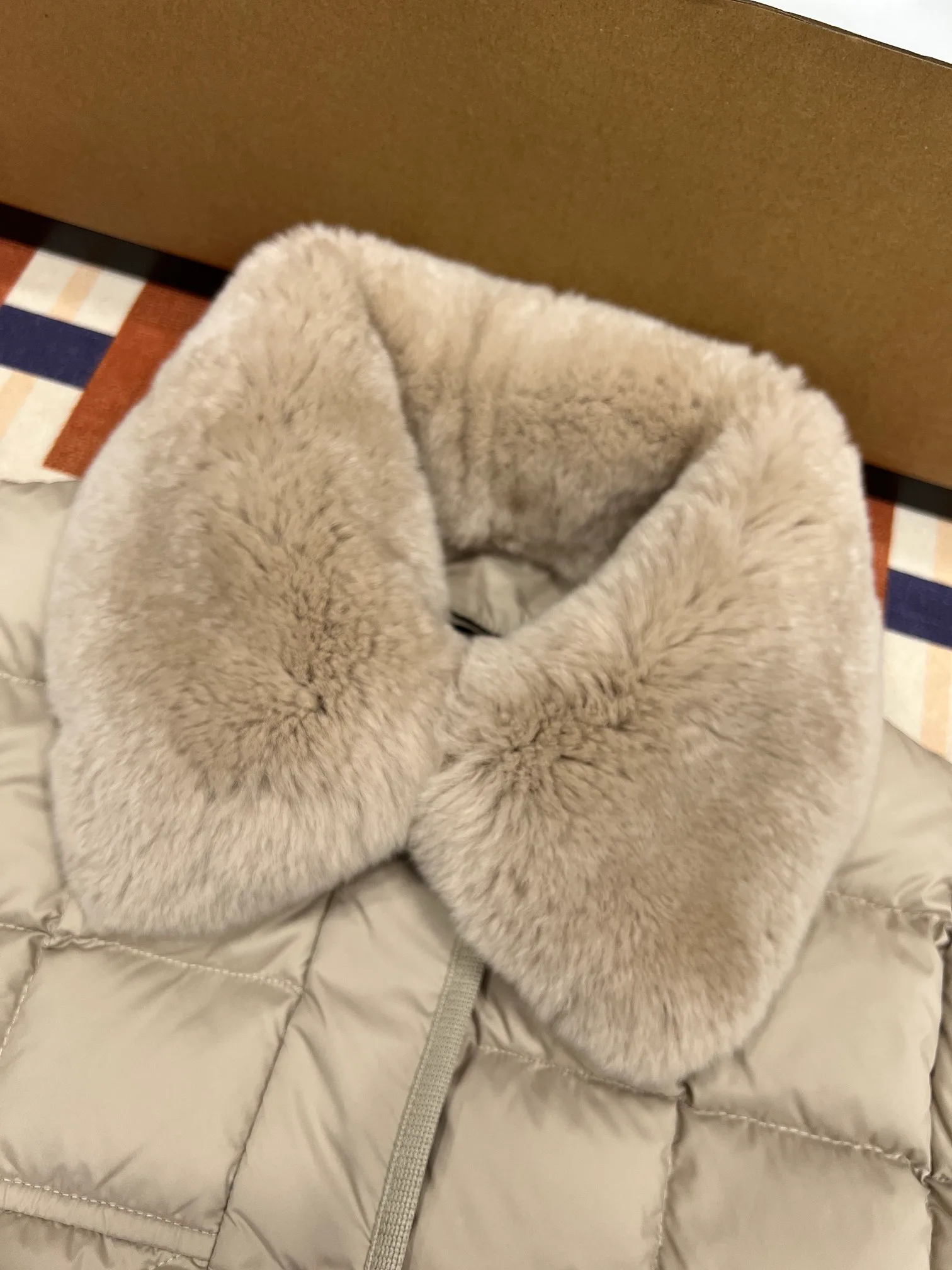 Куртки И Пуховики Женские Moncler 194827