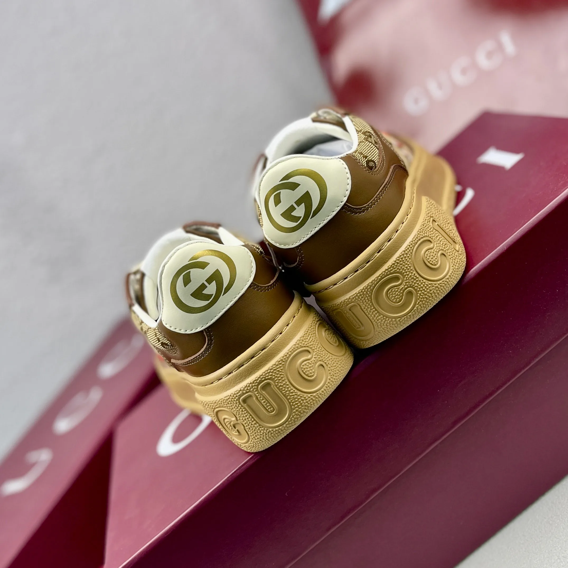 Кроссовки Мужские Gucci 5402081