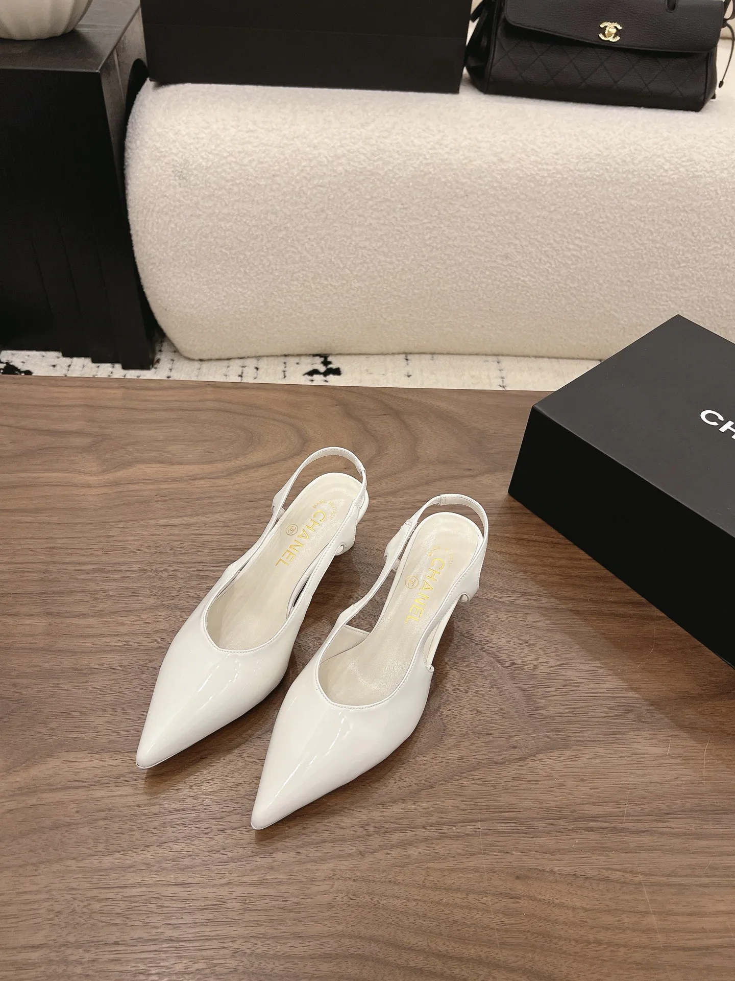 Туфли Женские Chanel 17149185