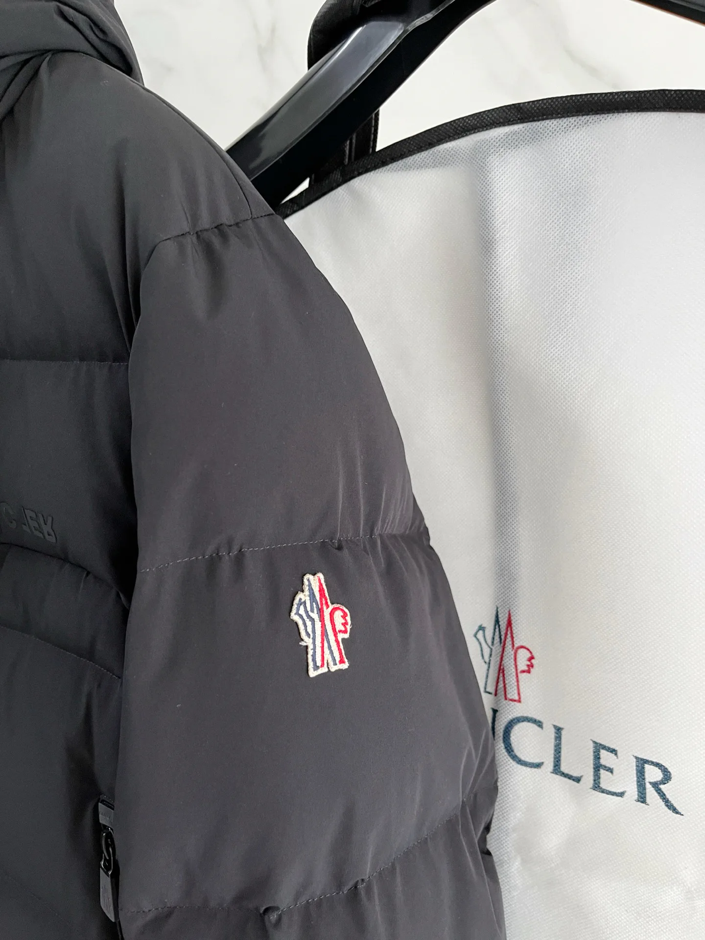 Куртки И Пуховики Мужские Moncler 283222