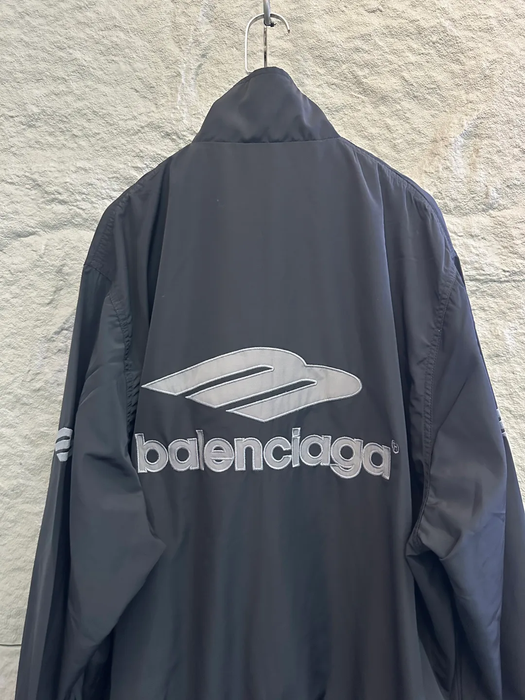 Куртки И Пуховики Женские Balenciaga 11538750