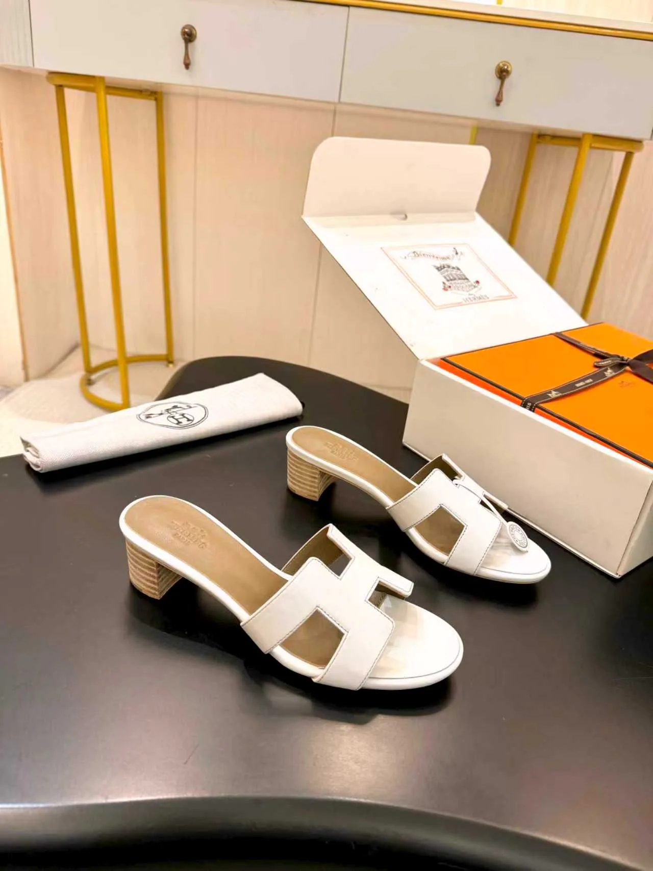 Босоножки Женские Hermes 10250438